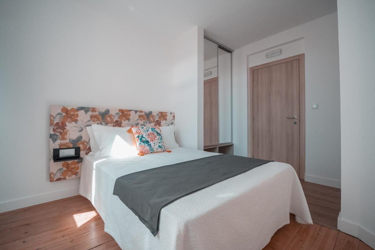 Harbour49 - Aveiro Flats & Suites מראה חיצוני תמונה
