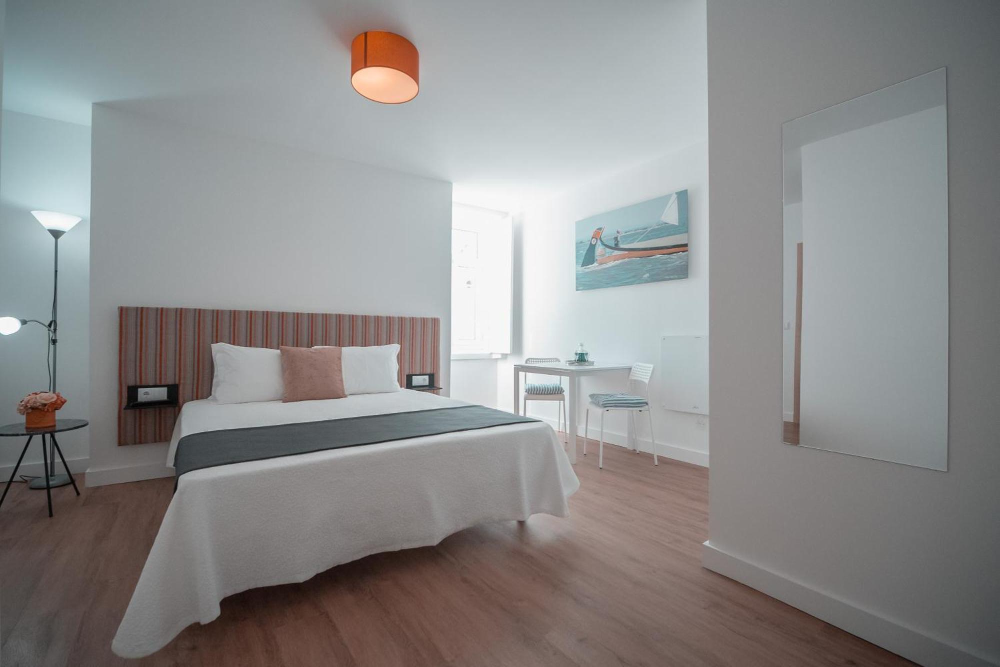 Harbour49 - Aveiro Flats & Suites מראה חיצוני תמונה
