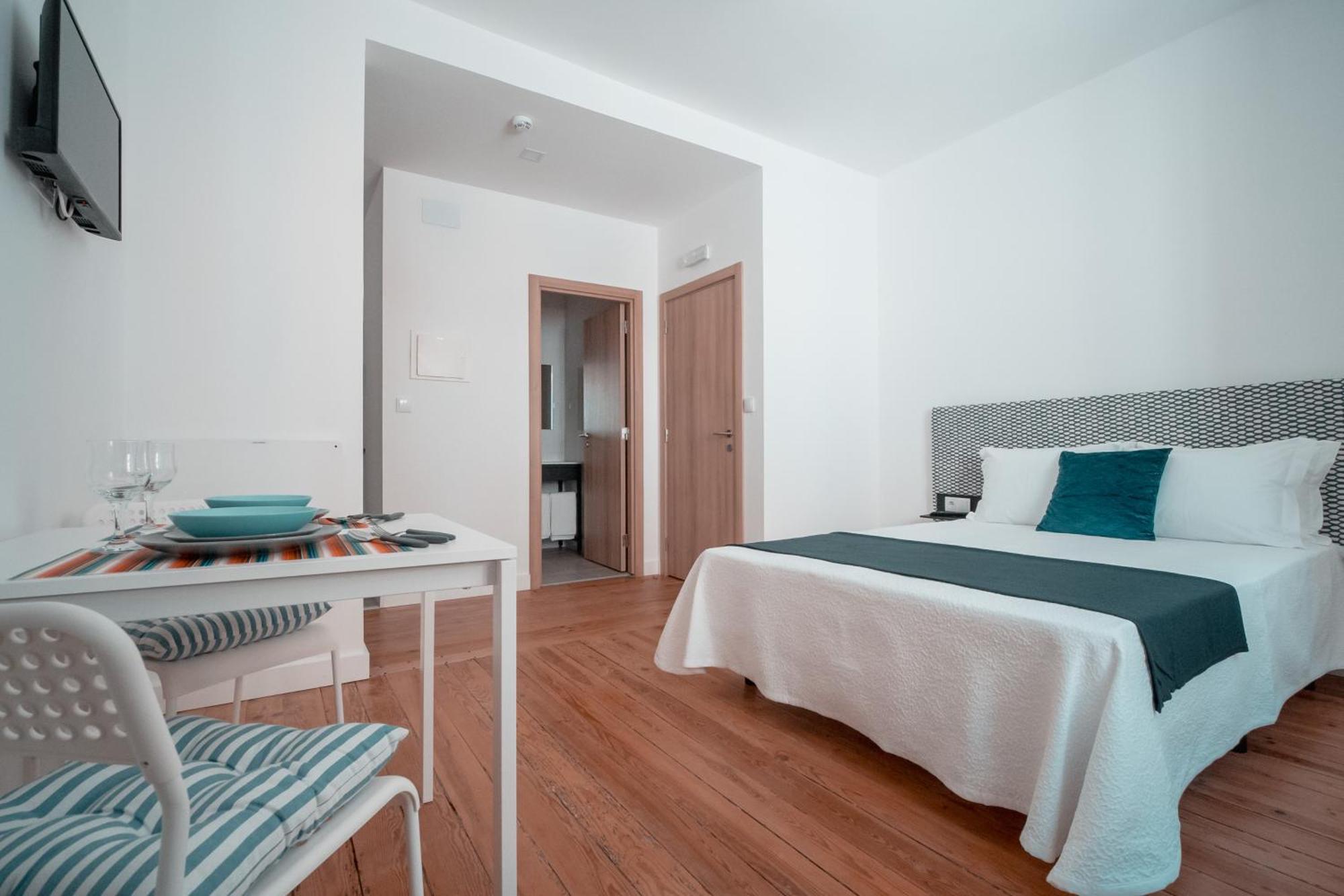 Harbour49 - Aveiro Flats & Suites מראה חיצוני תמונה