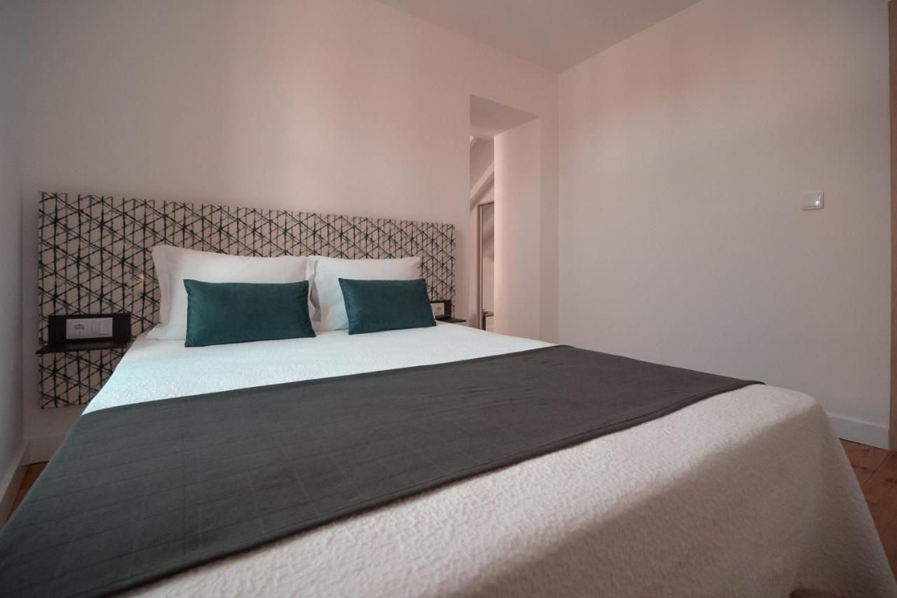 Harbour49 - Aveiro Flats & Suites מראה חיצוני תמונה